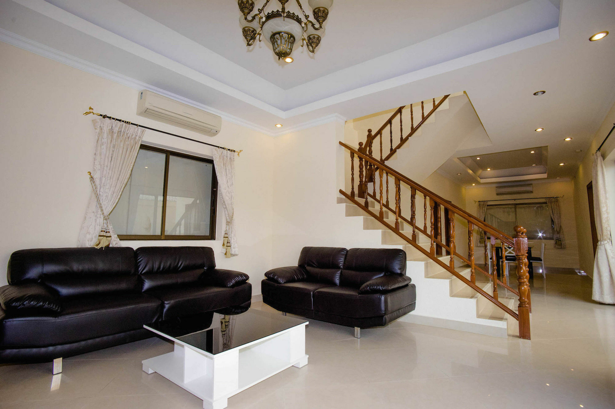 Pattaya Holiday Villas 방라뭉 외부 사진