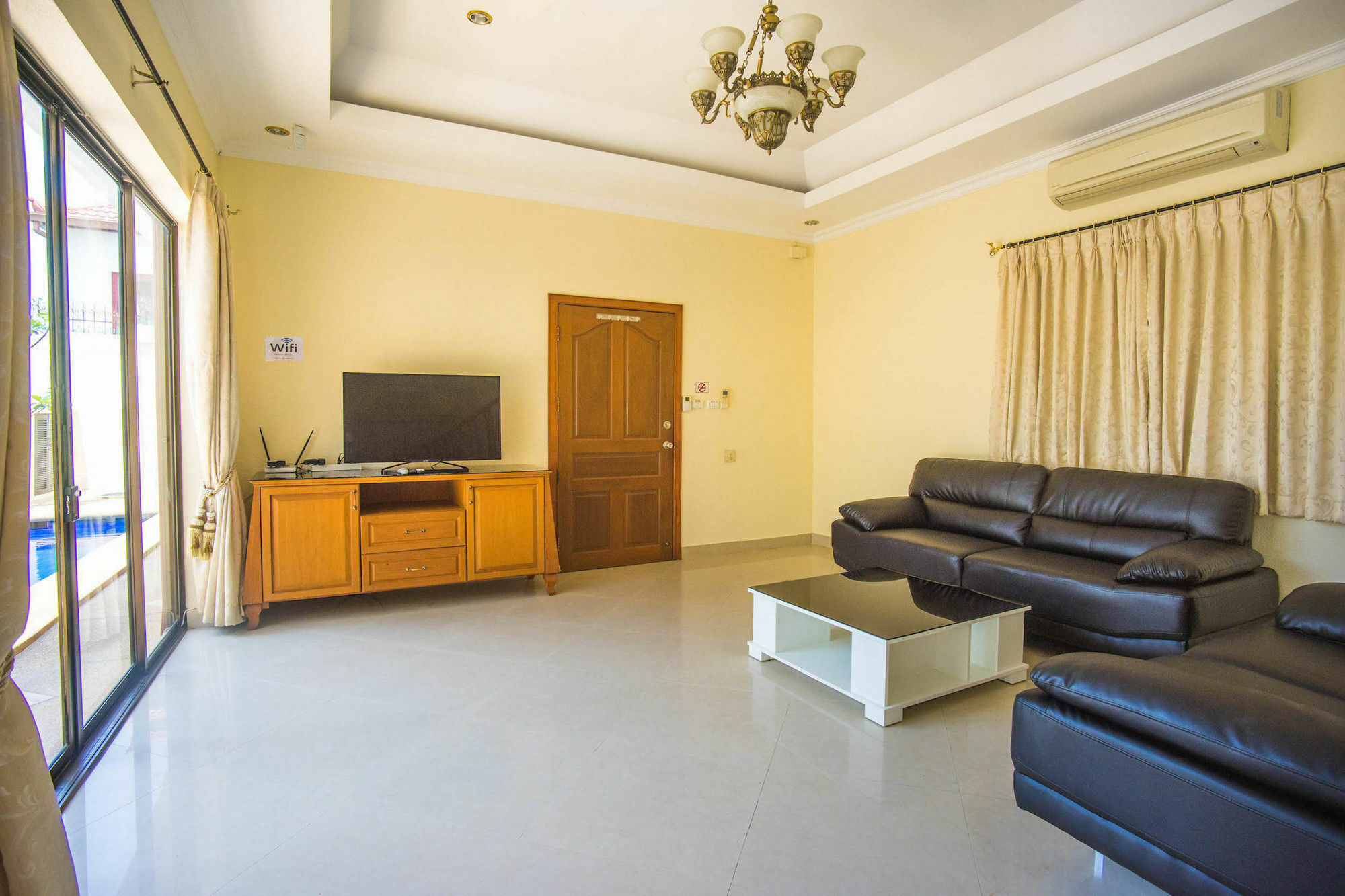 Pattaya Holiday Villas 방라뭉 외부 사진